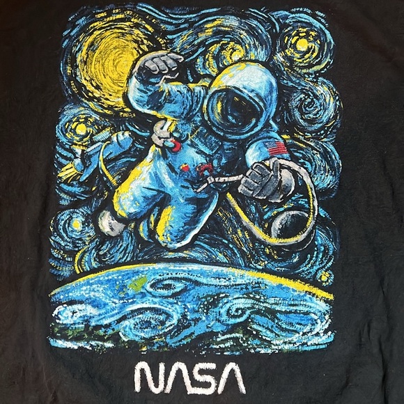 NASA Starry Night Tee Men’s Large - Picture 2 of 4